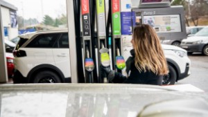 Bränsle- och elpriserna är resultatet av en oansvarig politik