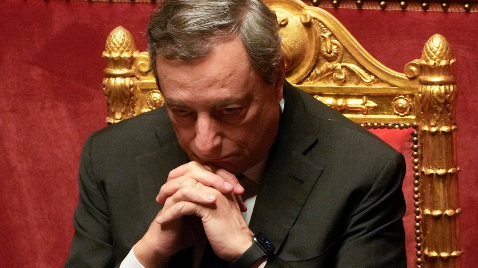Italiens premiärminister Draghi fick inte ett tydligt mandat under onsdagens förtroendeomröstning.