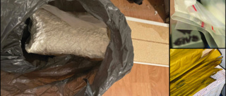 Dömd rånare gömde ett kilo narkotika under skafferiet
