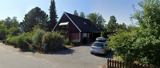 60-talshus på 148 kvadratmeter sålt i Skogstorp - priset: 2 800 000 kronor