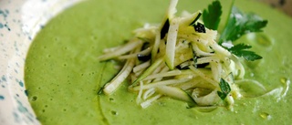 Middagstipset: Grön ärtsoppa med pepparrotscrème