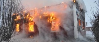 Hembygdsgård förstörd i brand