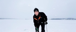 Tjock kärnis på Piteås isbana
