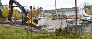 Kritiserade förskolan på Norrböle: Nu har väggarna kommit upp • Så ser det ut inne i byggtältet