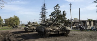 Ukrainsk offensiv – ryska styrkor lämnar Lyman
