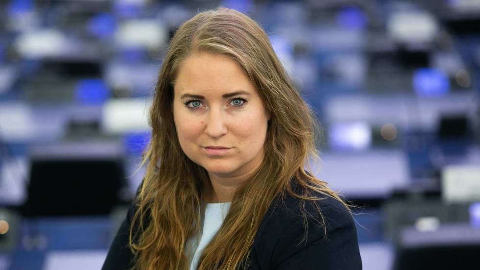 Europaparlamentarikern Emma Wiesner (C) har meddelat att hon vill ersätta Annie Lööf.