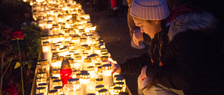 Tusentals ljus på Uppsalas kyrkogårdar