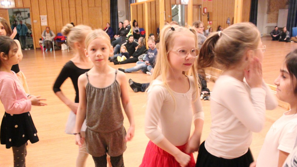 En bild från förra årets Kulturfreda i vimmerby då bland annat kulturskolans balettgrupp stod för en uppvisning.