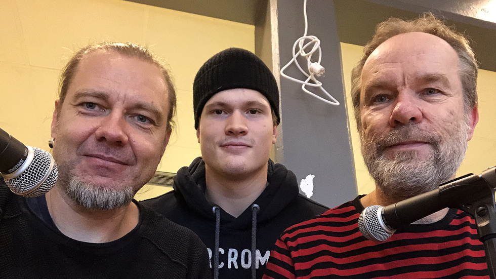 Christer Gustafson, Linus Andersson och Johny Daagh i podden Vita Stjärnan.
