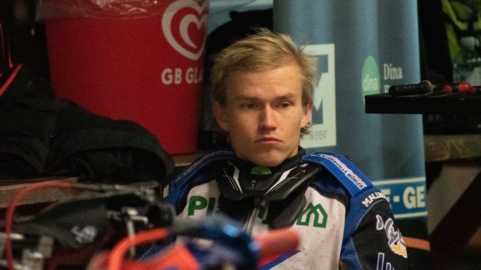 Oliver Berntzon tog fem poäng när Sverige kom fyra i den avbrutna lag-VM-tävlingen i Polen i lördags kväll. 