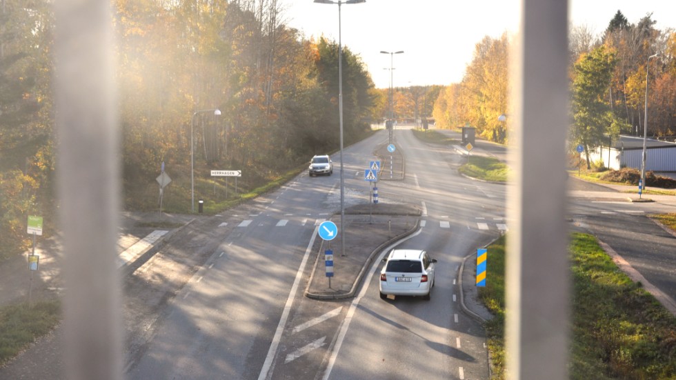 Arnö fortsätter att växa men Örstigsleden förblir den enda vägen in till bostadsområdet.