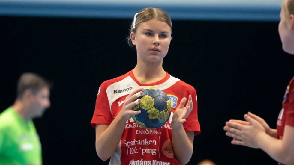 Lovisa Wigh satte fyra bollar för EHF i mötet med Roserersberg.