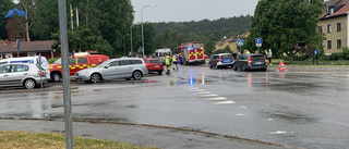 Två personbilar krockade i Söderköping