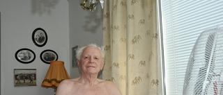 Blinda Ture, 82, lider i värmen: "Det är inte drägligt"