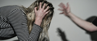 Viruskarantän ökar risken för våld i hemmet