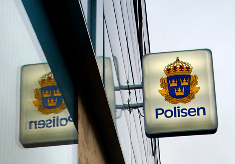 En brand, som misstänks vara anlagd, upptäcktes på Vännäs polisstation. Arkivbild.