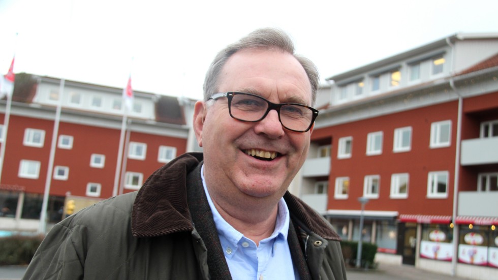 Christer Segerstéen (M), ordförande i kommunstyrelsen, berättar att alla kommuner ska ha en aktuell översiktsplan. 