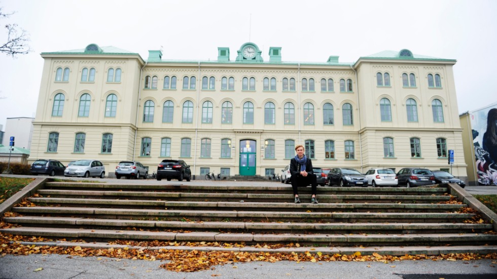 Högstadie- och gymnasieprästen Patrik Hellberg ser fram emot många samarbeten med högstadieskolorna och Västerviks gymnasium.