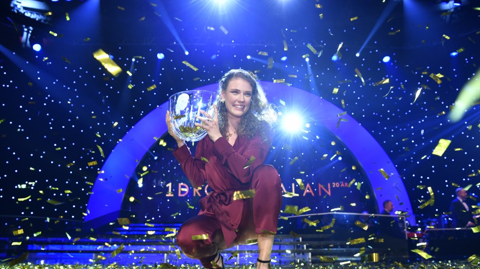 Tack vare sitt OS-guld i distans belönades Hanna Öberg med Jerringpriset under Idrottsgalan 2019. 2020 är hon nominerad till två utmärkelser.
