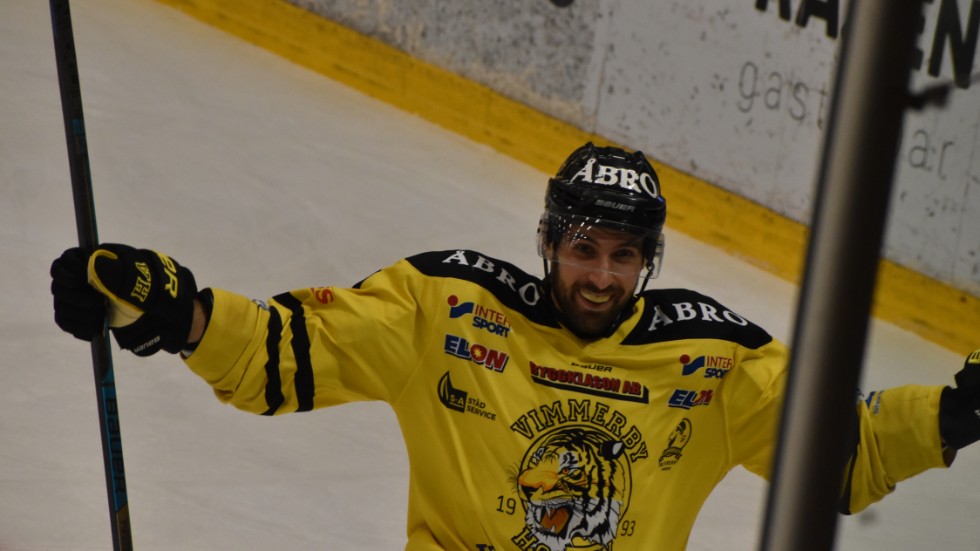Kristoff Kontos gjorde två nya mål när VH vann mot Borås. 