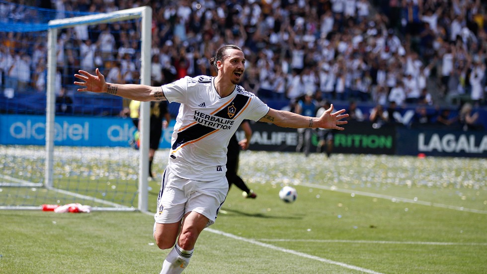Zlatan Ibrahimovic har lämnat Los Angeles Galaxy för AC Milan. 