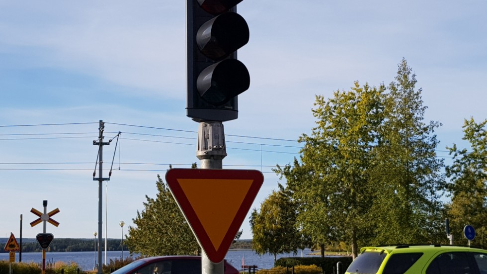 Trafikljusen vid Coop i Piteå är ur funktion sedan 16-tiden på tisdagen.