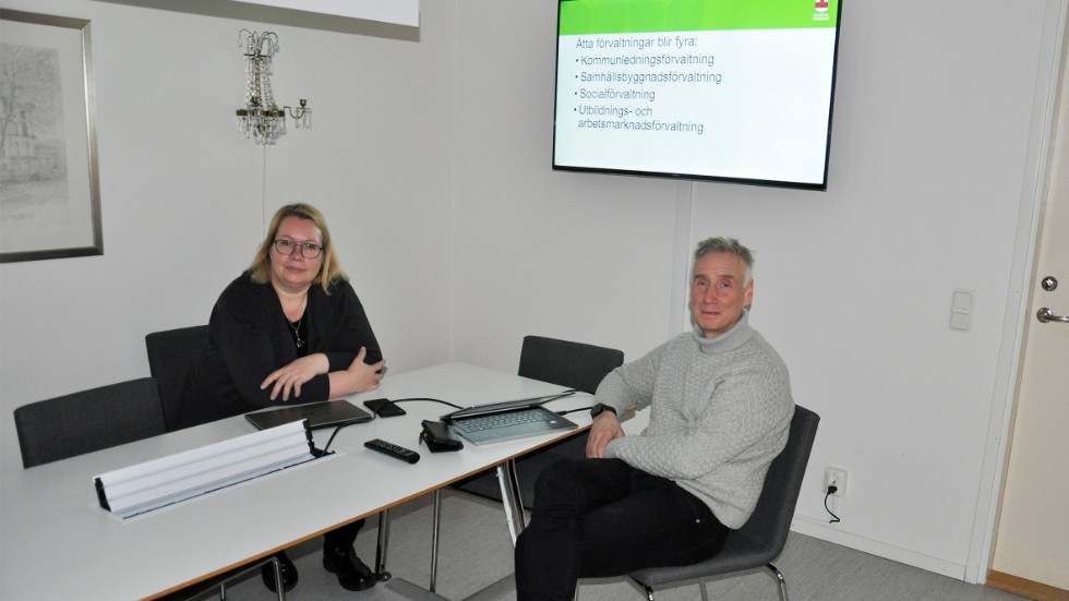 Ännu ett förslag. Kommunchef Mats Berg och personalchefen Maria Lundgren har varit med i arbetsgruppen som jobbat fram den nya förvaltningsorganisationen.
