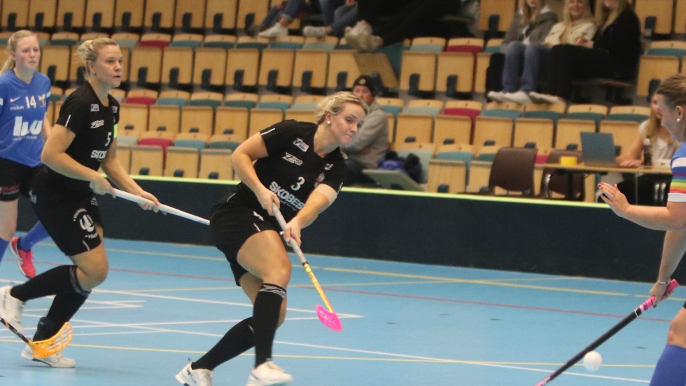 Ellen Pettersson blev tremålsskytt när FBC vann stort mot tabelltvåan Linköping U.
