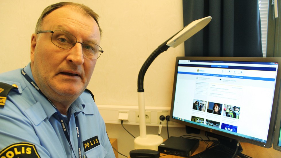 Rolf Leander vid Hultsfredspolisen önskar att fler skulle använda tjänsterna som finns på polisens hemsida. Särskilt nämner han möjligheterna att anmäla ett brott liksom att tipsa om något man sett eller hört.