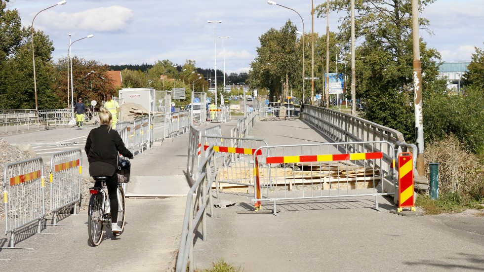 Även om Gasverksbron varit en enda stor byggarbetsplats i flera månader  så har den varit öppen för både fotgängare och cyklister hela tiden.