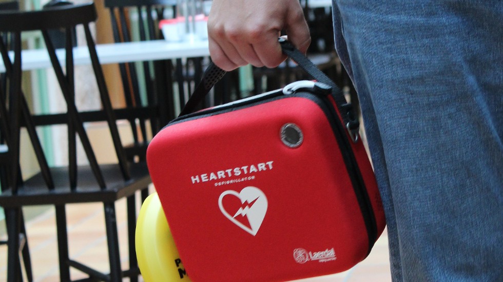 Hjärtstartare räddar liv när hjärtsjuka råkar illa ut.