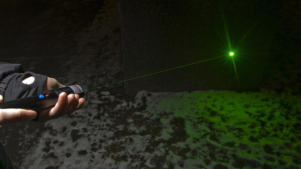 Grön laser är skadligt för ögonen.