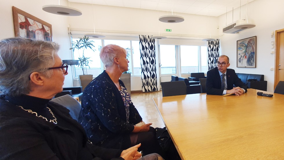 Birgitta Nilsson, Gunilla Lundin och Niklas Nordström gjorde kommunens utredning samtidigt som Mikael Lekfalk tog ett steg tillbaka. Det berättade trion på en presskonferens igår.