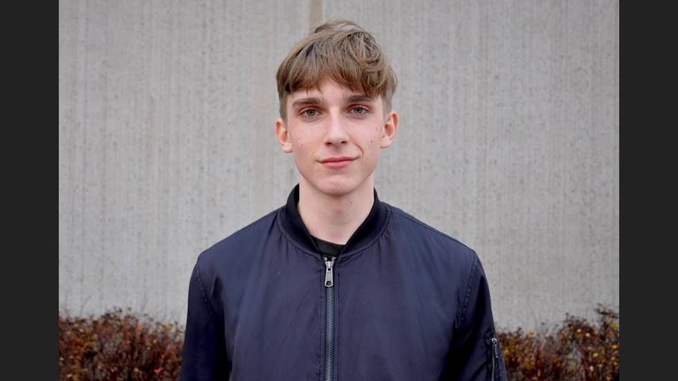 Milosz Krawczyk är en av de nominerade till "Årets kulturprofil" under ungdomsgalan som Nyköpings Skol IF arrangerar i november. I oktober vann han också förstapris i SN-novellens högstadiekategori.