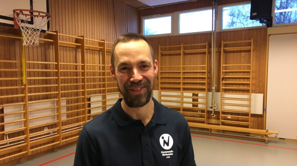 Björn Lindberg, barnledare i Lulegymnasterna, höll i barnaktiviteterna på Mariebergsskolan under Gymnastikens dag. 