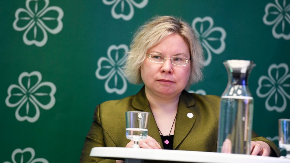 Riksdagsledamoten Linda Ylivainio (C) råkade trampa på en öm tå hos Länsstyrelsen i Luleå.