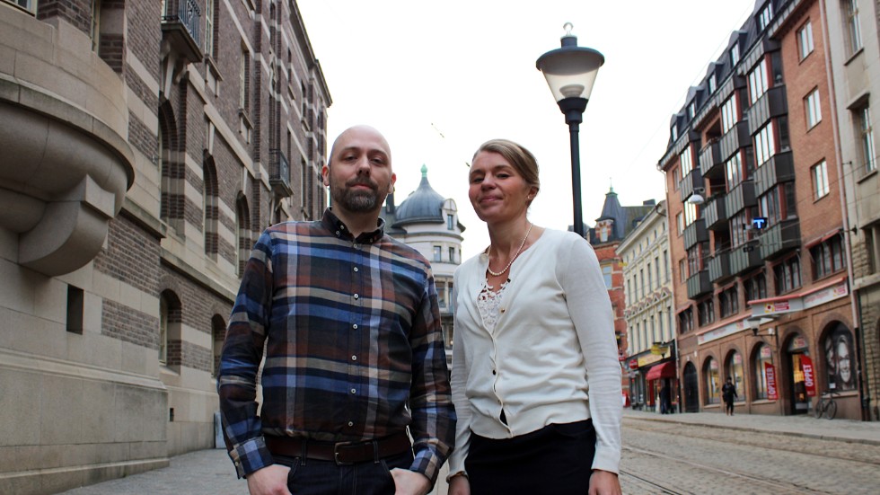 Nicklas Lundström och Sophia Jarl hoppas fortfarande på framgång vid kvällens fullmäktigemöte. 