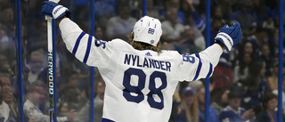 Nylander hyllas på hemmaplan: "Bäst i NHL"