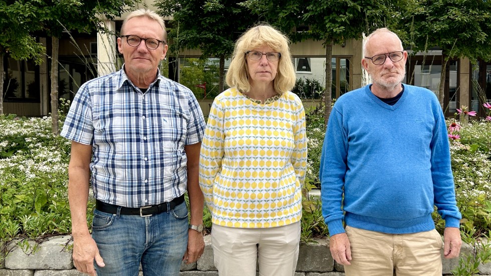 Joha Frondelius (KD), Inger Fredriksson (C) och Björn Wahlund (L) är kritiska mot den styrande majoritetens handfallenhet.
