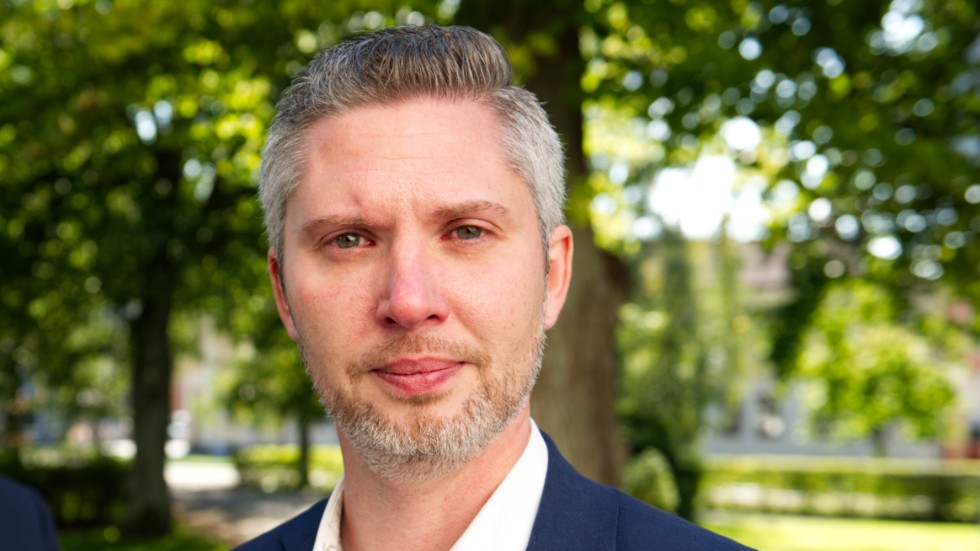 Christoffer Öqvist (M)  ärrRegionstyrelsens ordförande.