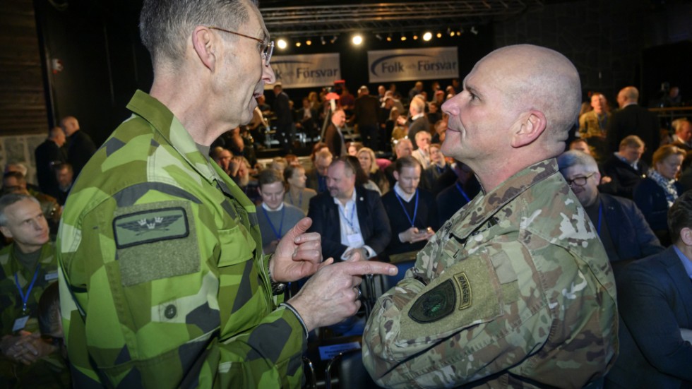 Sveriges överbefälhavaren Micael Bydén och Natos chef i Europa general Christopher G. Cavoli SACEUR på Folk och Försvar i Sälen.