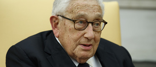 Bush: "Kissinger en distinkt röst"