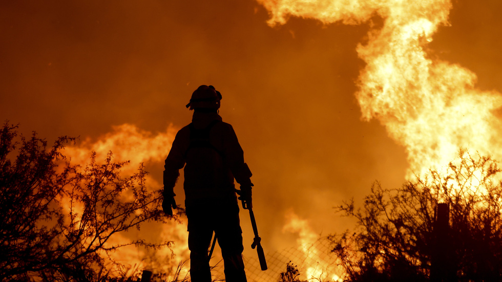 Kamp mot lågorna i centrala Argentina, där skogsbränder rasade under en intensiv värmebölja i mitten av oktober.