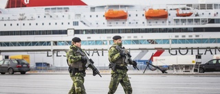 BILDER • Spänt i omvärlden – då patrullerar militären på Gotland • Försvaret: ”Ukraina är inte långt bort”