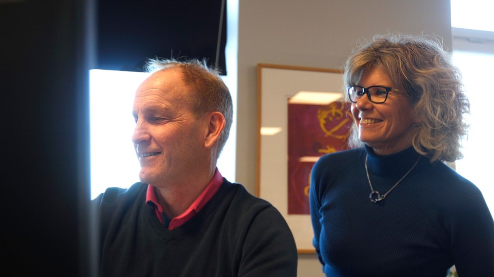 Lagarbete är viktigt för Viaducts vd Ann Nyström. Här är hon på it-bolagets kontor tillsammans med sin medarbetare Pontus Lindén.