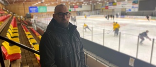Covidutbrottet i Vimmerby Hockey allt värre: "I princip halva laget är sjuka"