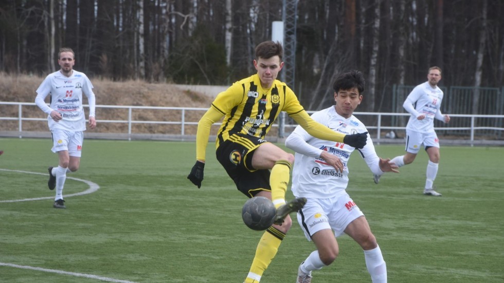 Albin Gustafssons Gullringen föll med 1-0 mot Myresjö/Vetlanda.