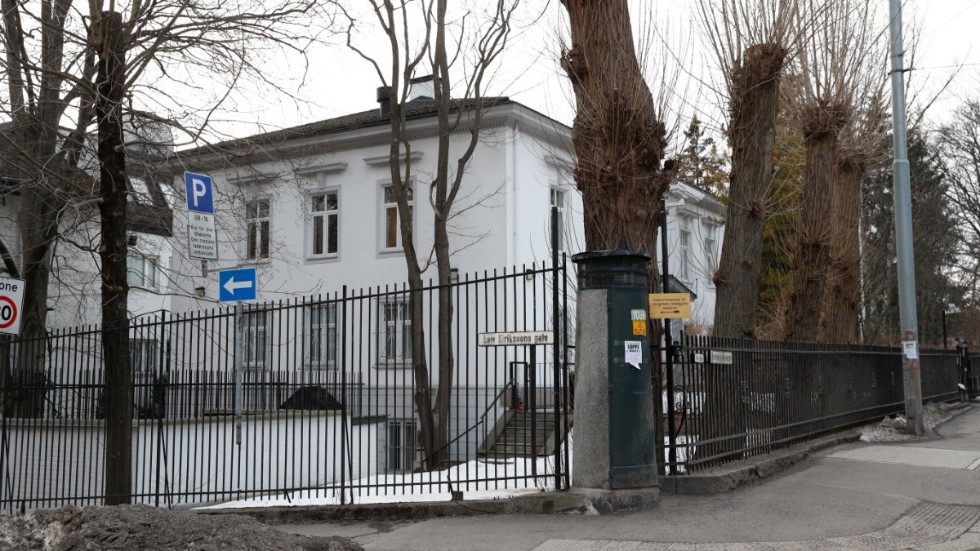Ryska ambassaden i Oslo. Bilden är tagen från den plats som nu döpts om till Ukrainas plass. Arkivbild.