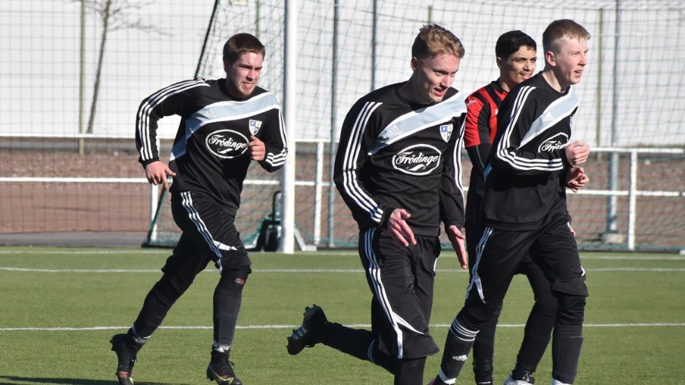 Filip Nilsson, Samuel Johansson och Alex Bexell är några av spelarna i Frödinges trupp 2022. 