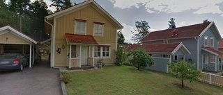 Nya ägare till fastigheten på Lunda Mossväg 6 i Mariefred - prislappen: 3 600 000 kronor
